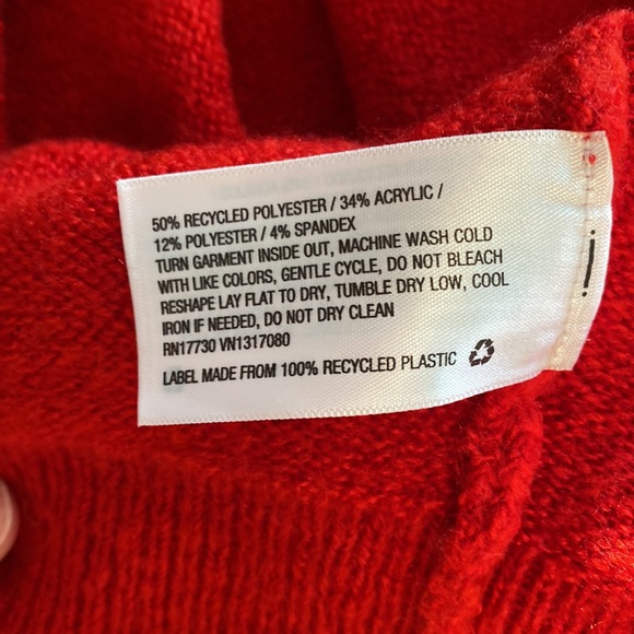 NWOT Red Turtleneck Sweater 😍 - Picture 13 of 15